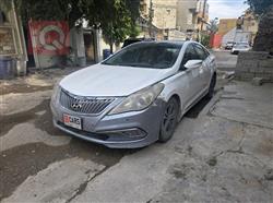 هيونداي أزيرا